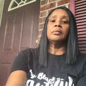 Meet your Posher, Debra